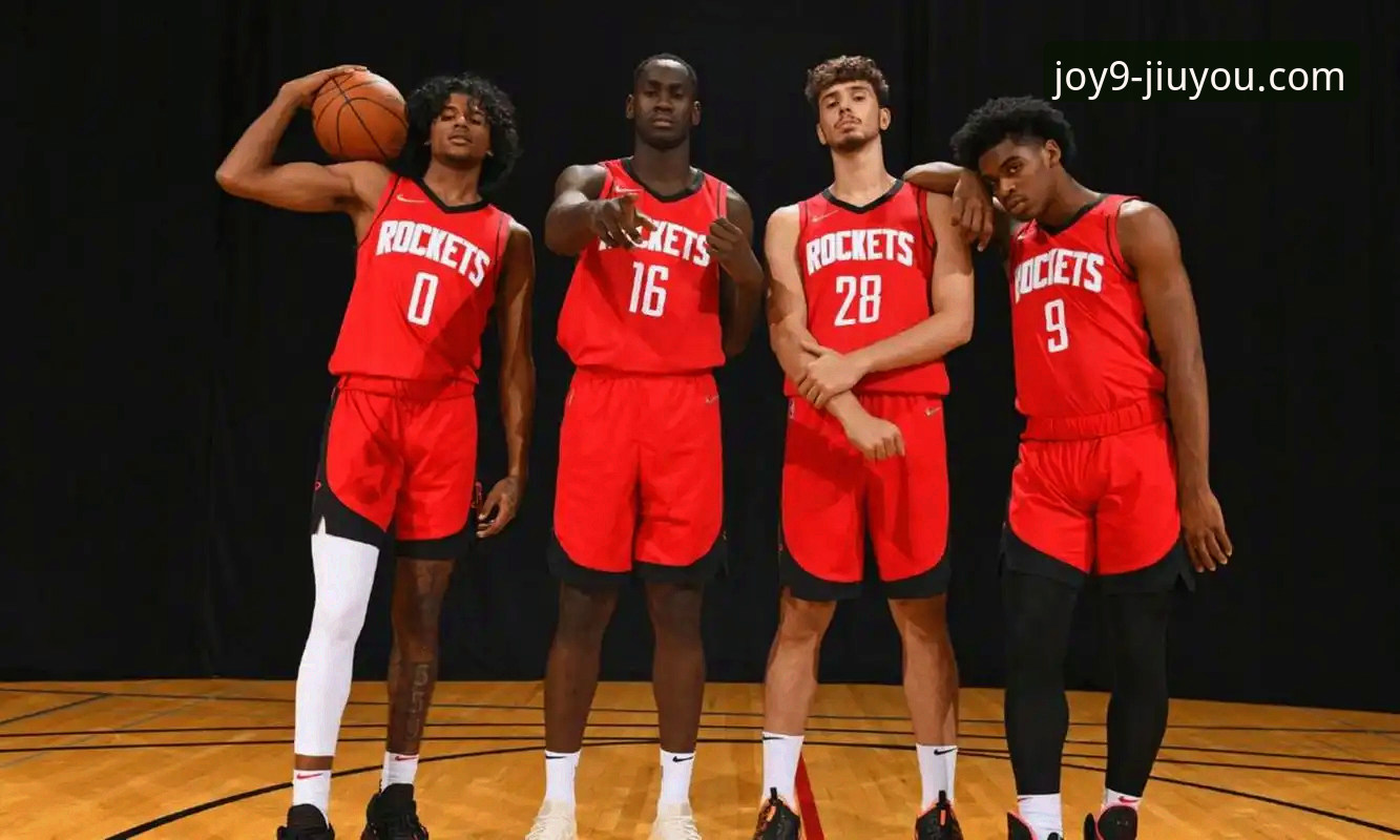 火箭主场大胜尼克斯：一场团队篮球的全面解析与观赛体验分享